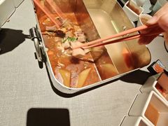 -左庭右院鲜牛肉火锅黑金店(陆家嘴中心店)