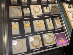 -周大福CHOW TAI FOOK(南京东路永安百货店)