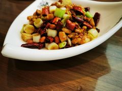 -有红鸡毛店·川菜(建设路店)