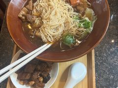 -上海齐鲁酒店·辣椒屋咖啡厅