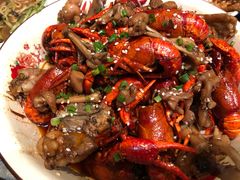 -霄汉牛三鲜湖北砂锅菜(万松园2店)