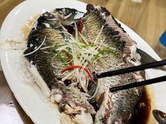 蒸鱼-东江客家情食府