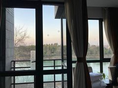 -上海怡沁园度假酒店