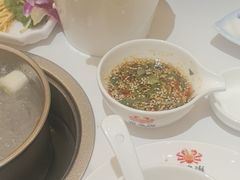 -帝皇海海鲜豆捞(桐泾商务广场店)