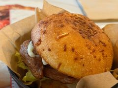 招牌秘制鸡腿堡-必胜客(安盛金马店)