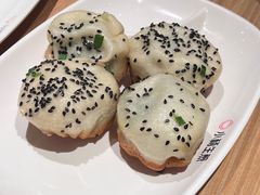 -小杨生煎(金山百联购物中心3楼店)
