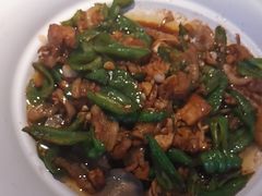 -阿瓦山寨·湘菜现炒·剁椒鱼头王(咸阳总店)