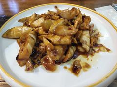 炒春笋-五谷粮煎饼卷大葱(景星店)