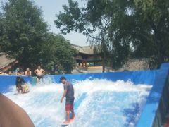 -欢乐水魔方水世界