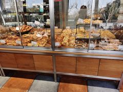 面包甜点陈列柜-苹果花园(桂林路店)