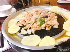 -石记东北风味烤肉店(子固路店)