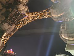 -影汇之星8字形摩天轮
