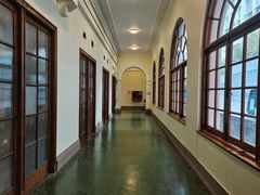 -香港大学