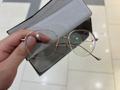 -MiRi眼镜连锁·蔡司·尼康控优点合作店(莘庄店)
