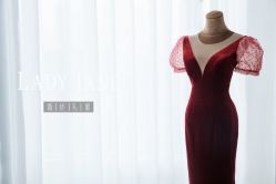 -Lady  Jane高端婚纱礼服馆