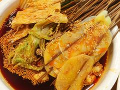 红油味钵钵鸡-嘉州叶婆婆钵钵鸡(建设路店)