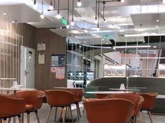 大堂-奈雪的茶(市百一店)