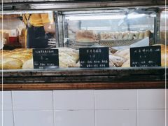 面包甜点陈列柜-仙峰天然面包(迎宾路店)