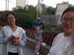 -万达广场(南昌红谷滩店)