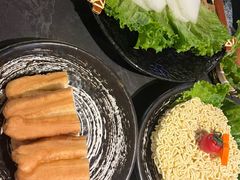 -湊湊火锅·茶憩(杭州湖滨银泰in77店)