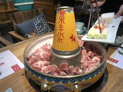 -毛辣果·贵州红酸汤牛肉火锅(西单店)