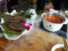 -珍巴奴毛肚牛肉小火锅(四惠店)