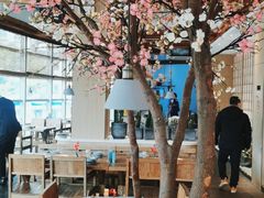 -蜜桃餐厅·伴山(湖滨商业街店)