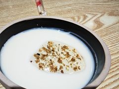 -叁煨蹄花·下饭盐帮菜(人民广场店)
