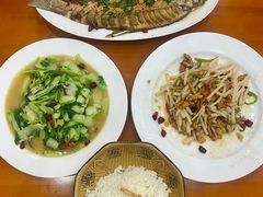 -漁耕小厨农家院(武当山店)