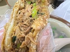 烧饼夹肘子肉-昌顺马记小吃店(昌盛园店)