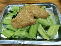 麻汁黄瓜-鑫顺吉牛肉馆