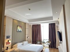 -清水湾酒店(深圳横岗塘坑地铁站店)