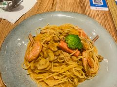 -玛格萝妮(汇智国际商业中心店)