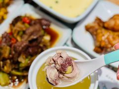 -老乡鸡(上海白玉兰广场店)