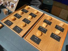-百年港湾奥特莱斯(香炉礁店)