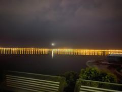 -上海滴水湖皇冠假日酒店