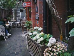-古董花园(思南路42弄小区店)