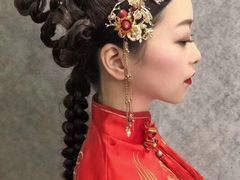-金夫人化妆摄影职业培训学校