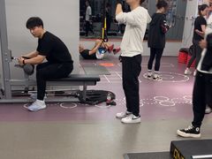 -乐刻健身铁馆(灯市口店)