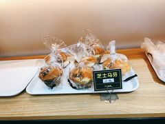 -韩国利尔面包(桂林路店)