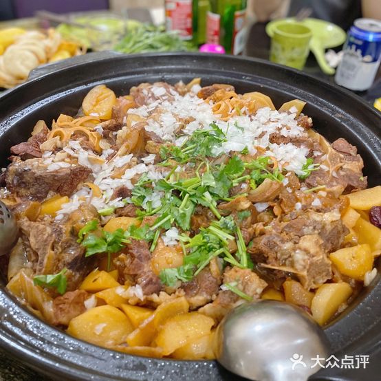 闯关东牛排牛尾一锅(阿勒泰店)