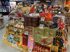 -Olé精品超市(广州太古汇店)