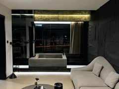 -Yolo私汤温泉设计师酒店(重庆南滨路店)