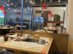 -尚尚仙·酸汤猪手·猪肚鸡火锅(华联万柳购物中心店)