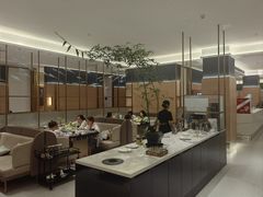 -红鼎豆捞·非遗鲍皇汤火锅(宝丰路店)