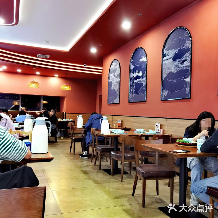 感受静安大融城里的“胖东北”,重拾东北菜的味道🍽️