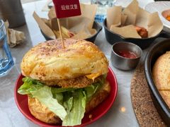 -必胜客(威高广场店)