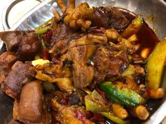 -江城燕子大排档(江汉路步行街店)