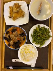 -海豚湾高端月子会所(黄浦店)