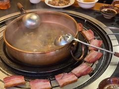 -阿山卓·野生菌火锅·纳西火塘烤肉